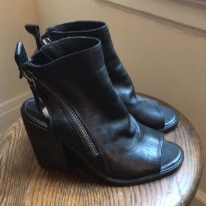 Dolce Vita Leather Peep Toe Heels Bootie